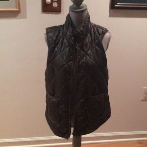 41 Hawthorn Camo Vest Large NWOT